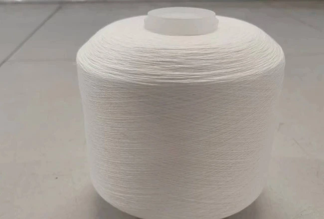 Hilo de poliéster blanco hecho por fibra virgen de China al por mayor