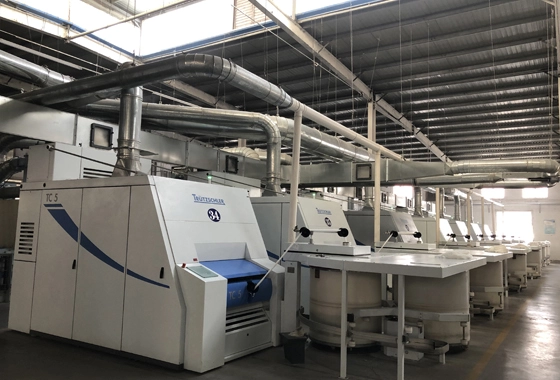 Hilo de coser China
